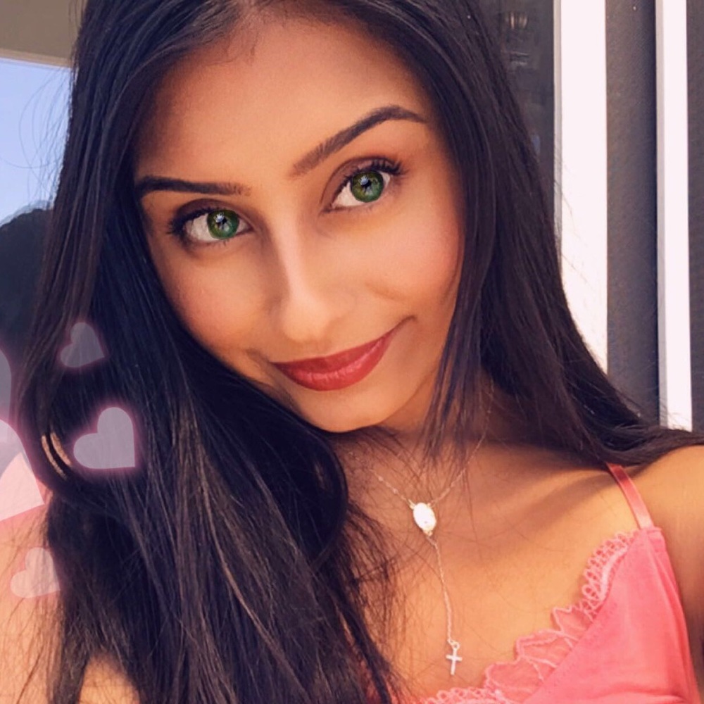 Meet your Posher, Isha